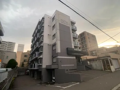ノヴァ円山公園【4階】の外観