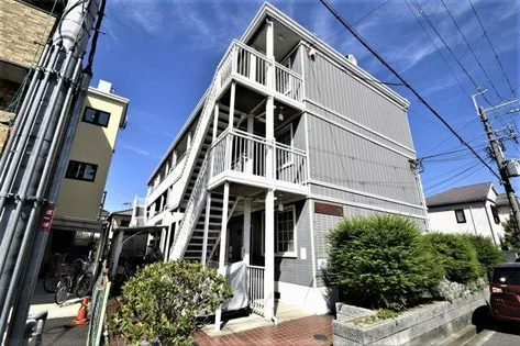 ファーストプレイス松原【1階】の外観