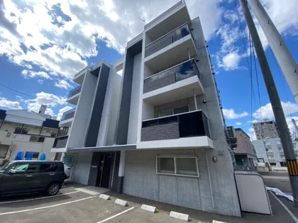 ブランシャール円山公園【3階】の外観