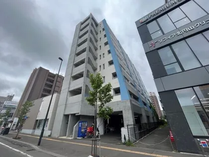 レガーロ美術館通【3階】の外観