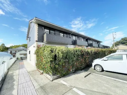 ヴィラ・ロワイヤル 弐番館【2階】の外観