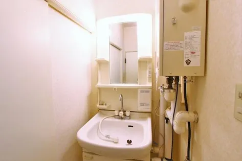 アルファ西岡ビル【2階】の内装