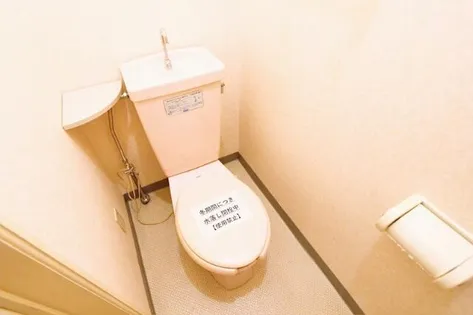 アルファ西岡ビル【2階】の内装