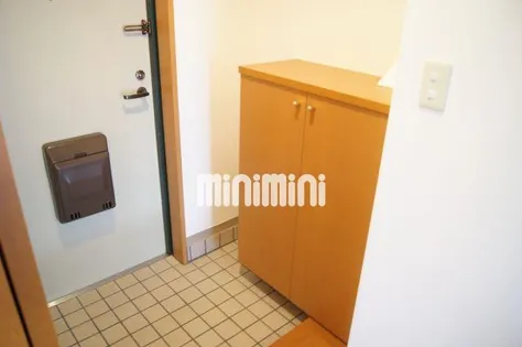 メゾンソフィア【3階】の玄関