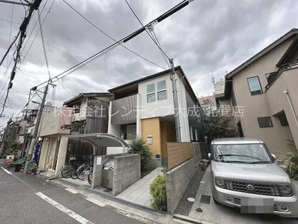 ワイズウェル桃谷【1階】の外観