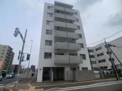 ブラントゥール伏見【2階】の外観