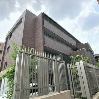 アップルコート一社【2階】の外観