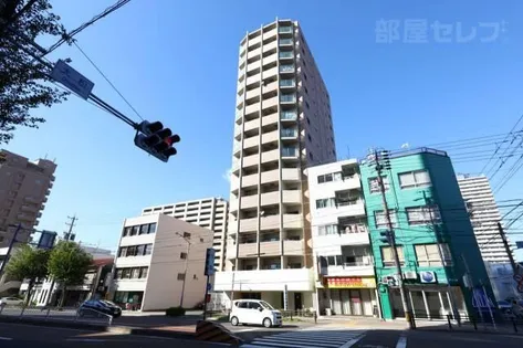 エルスタンザ徳川【1101号室】の外観
