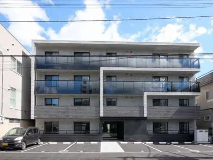 ヴィレッジ表参道【2階】の外観