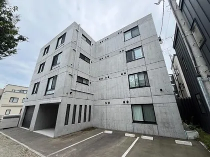 スペチアーレ山鼻の画像