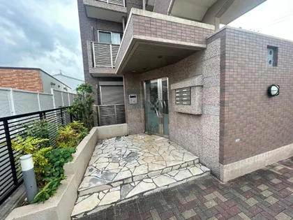 Le M’eridien(ル・メリディアン)【2階】の玄関