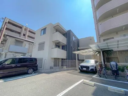 ドゥ レブローニュの画像