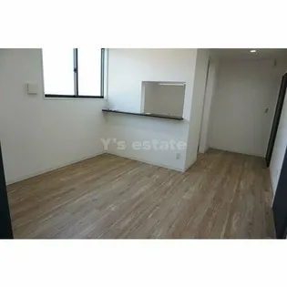 リビングライフ八尾山本【3階】の居間