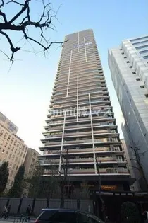 ローレルタワー堺筋本町【21階】の外観
