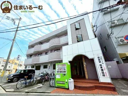 ティクスアパートメントの画像