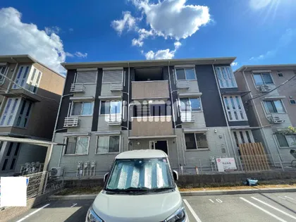 ハロウェル B棟【3階】の外観