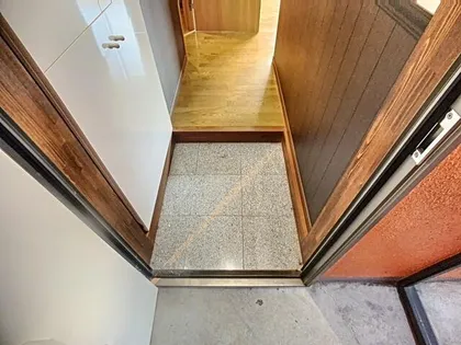 花隈岩崎マンション【4階】の玄関