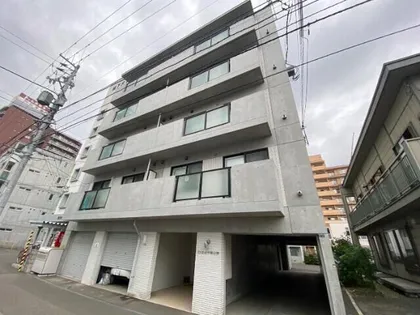ibiza中島公園【4階】の外観