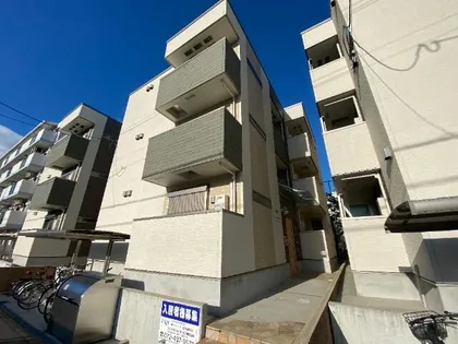 大阪府大阪市東淀川区西淡路3丁目【アパート】の外観