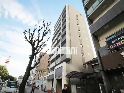 THE FIRST ONE 金山の画像