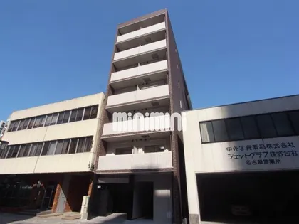 ウイステリア名城【3階】の外観