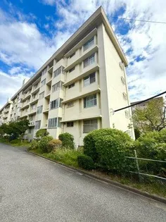 山御影マンションD棟【1階】の外観