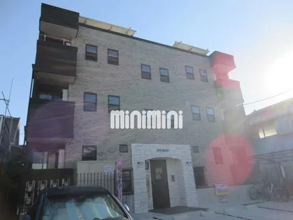 BRIQUE【3階】の外観