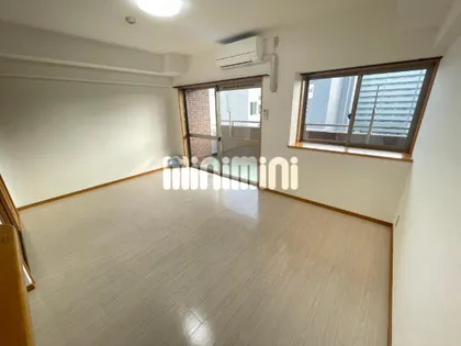 サンモール新道【9階】の居間