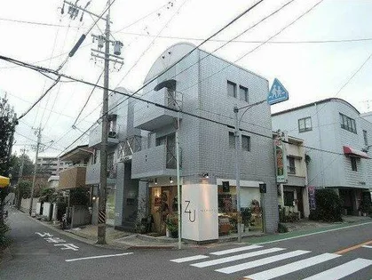 ウェルネス【3階】の外観