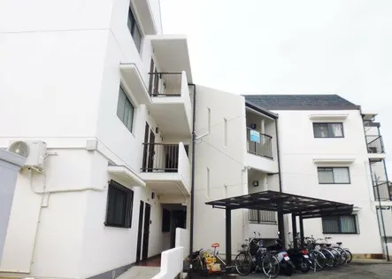 秋定マンションの画像