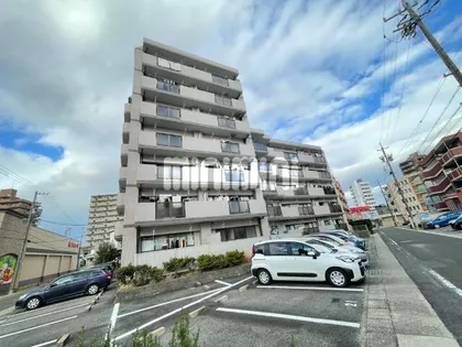 エドワール植田南【3階】の外観