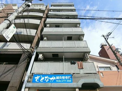 マンション谷【2階】の外観