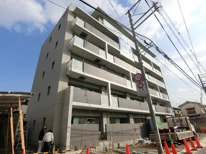 アグレアーブルの画像