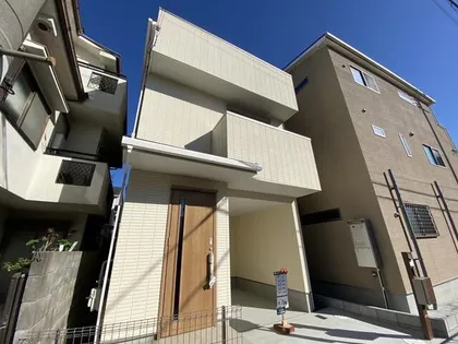 大阪府高槻市津之江町3丁目【一戸建】の外観