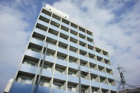 ルラシオン阿由知通【3階】の外観