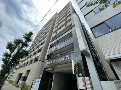 ピュアドーム博多21の画像