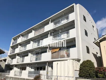 ラ・フィーネヤマセ【2階】の外観