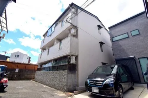 マンションからたち【1階】の外観