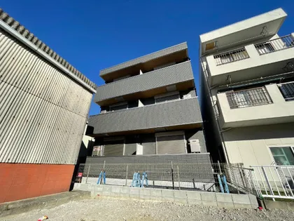 シャルマン並木の画像