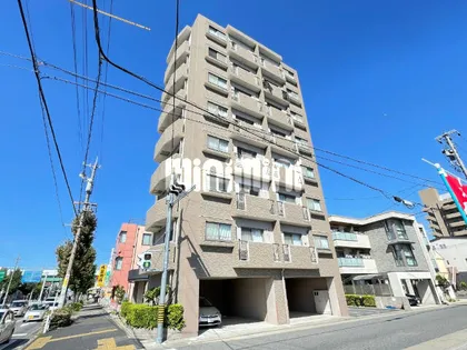 クイーンズ スクエアの画像