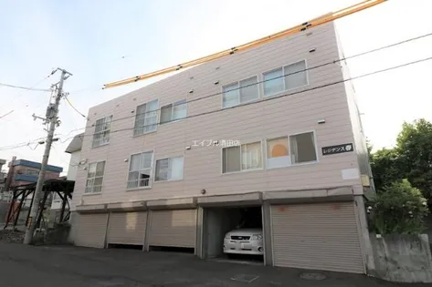 レジデンス春の画像