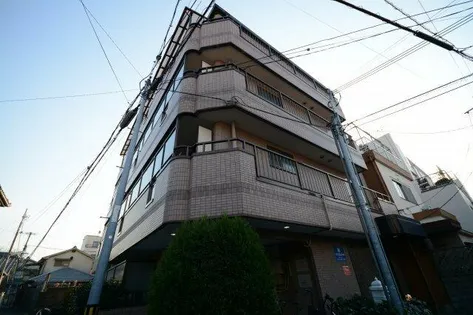 メゾンエストの画像