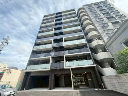 SUMMIT【4階】の外観