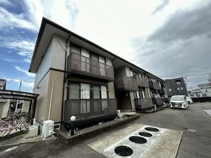 リバーサイド二ノ宮【101号室】の外観