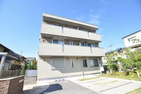 バークレー石津の画像