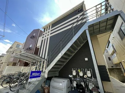 大阪府吹田市泉町4丁目【アパート】の外観