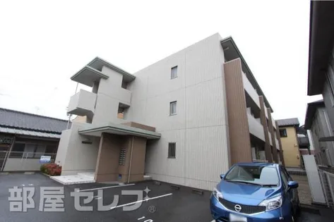 マ メゾンの画像