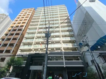 アーデンタワー本町イースト【9階】の外観