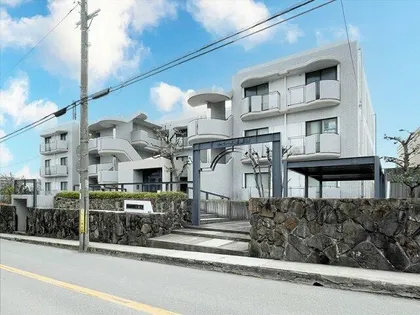 ラ セーヌ逆瀬川の画像