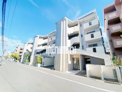 ビーオーズ平池【2階】の外観